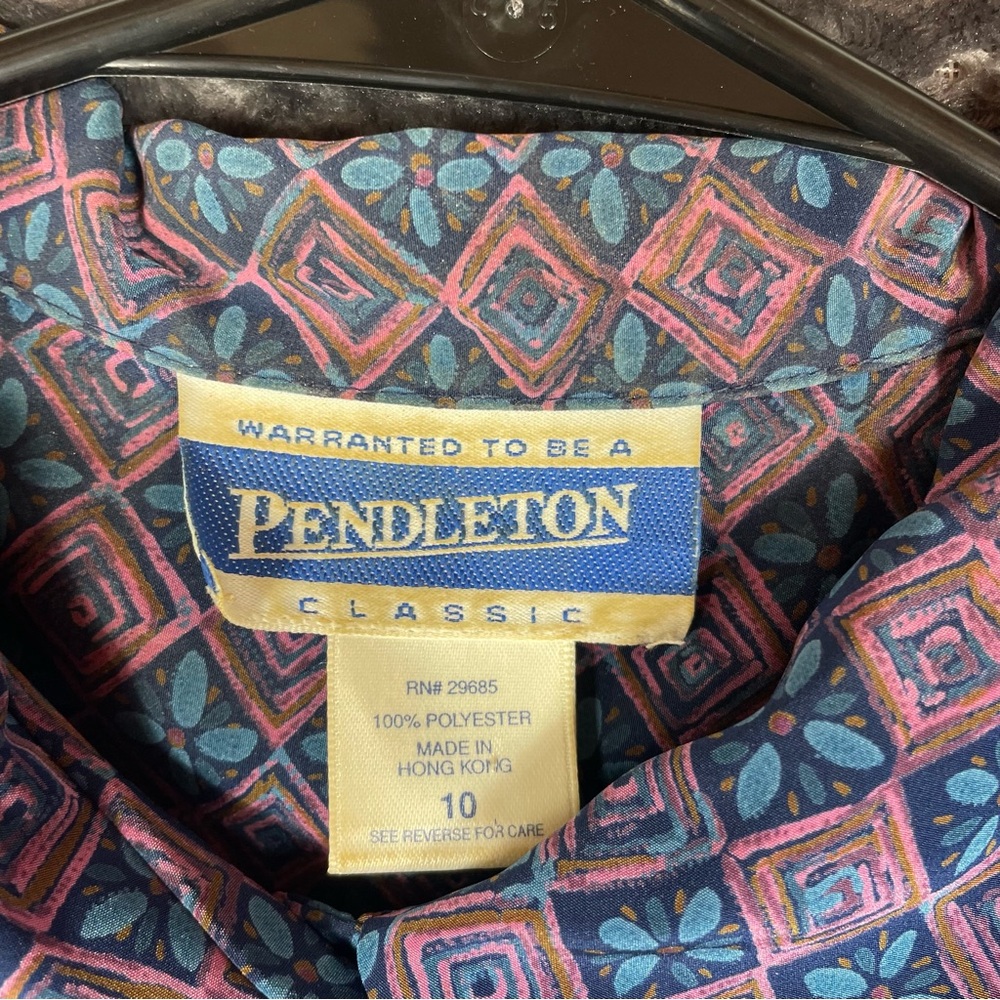 Pendleton Geometric Floral Print Lightweight Butt… - image 7